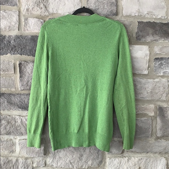Green long sleeve - Picture 2 of 3